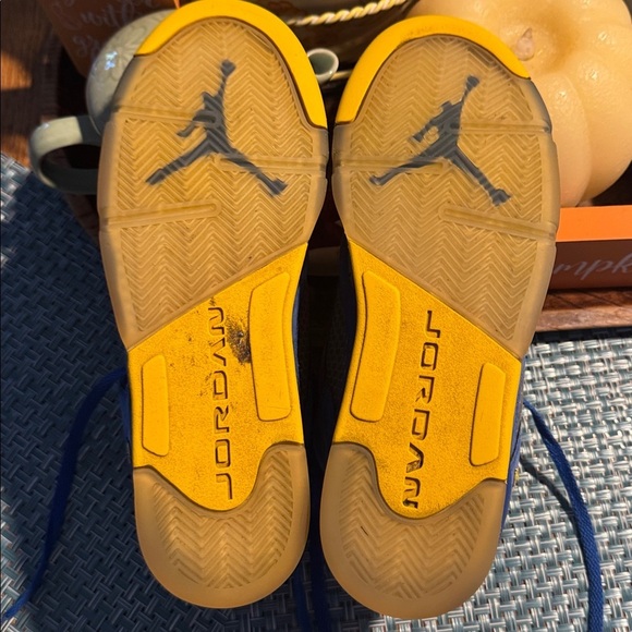 Nike Air Jordan 5 Retro Laney Varsity Royal Y7 or Womens 8.5 AJ5 - Picture 6 of 6